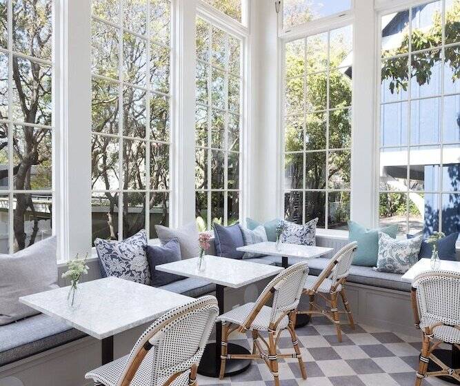 Отель Hideaway Santa Barbara, A Kirkwood Collection