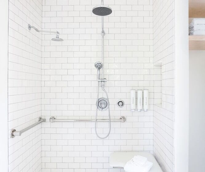 Отель Hideaway Santa Barbara, A Kirkwood Collection