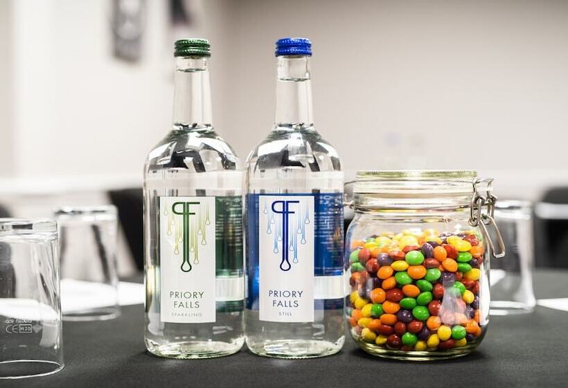 ホテル Holiday Inn London Luton Airport, An Ihg