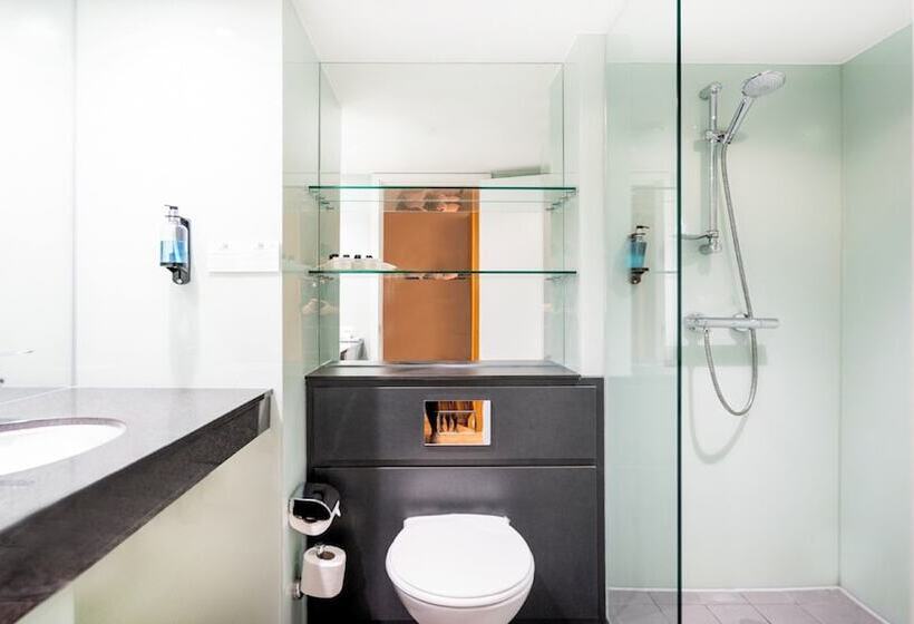 ホテル Holiday Inn London Luton Airport, An Ihg