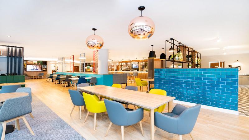 ホテル Holiday Inn London Luton Airport, An Ihg