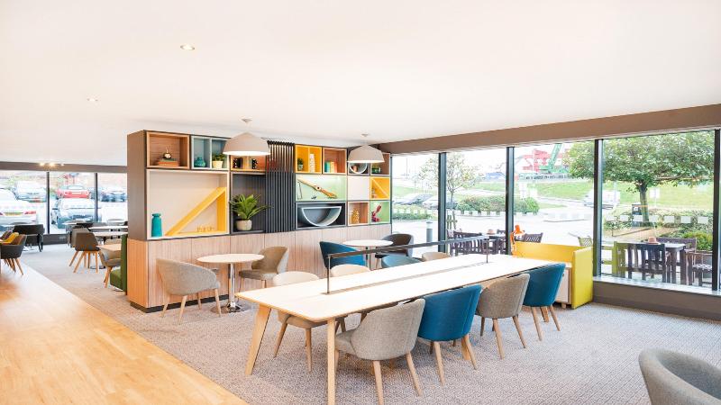 ホテル Holiday Inn London Luton Airport, An Ihg