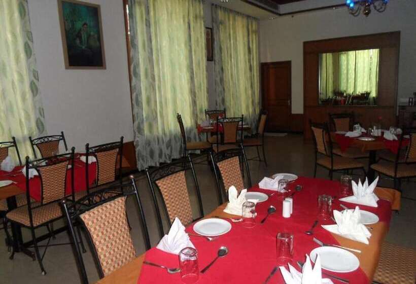 فندق Kalyan Residency