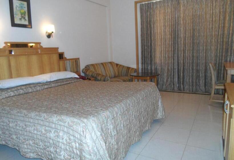 فندق Kalyan Residency