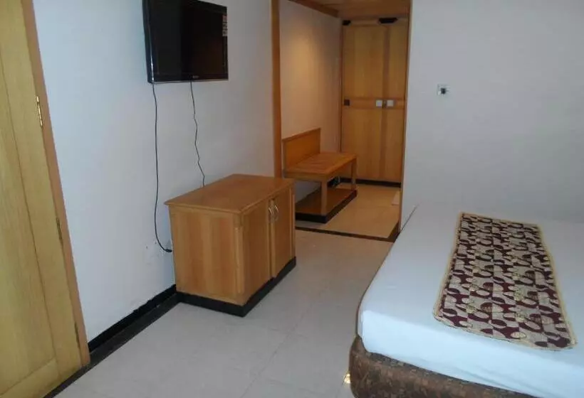 酒店 Kalyan Residency