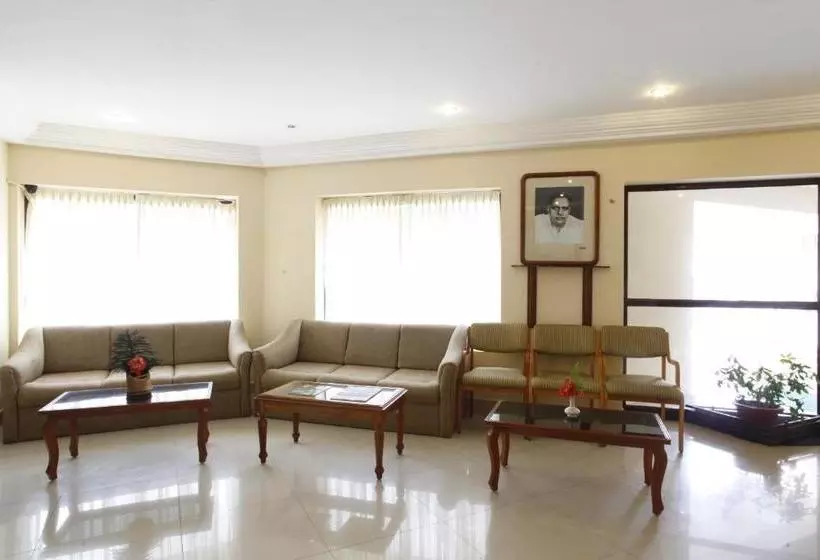 בית מלון כפרי Michaels Inn