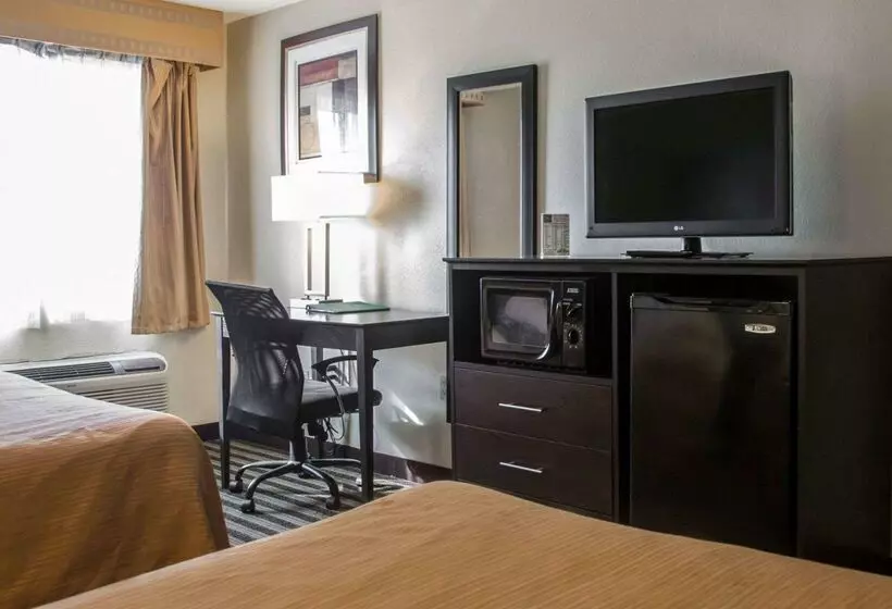 호텔 Quality Inn & Suites Loves Park Near Rockford