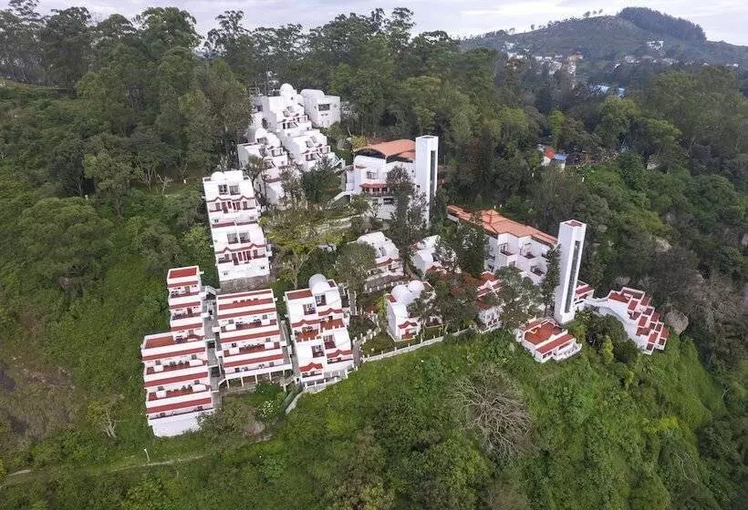 هتل Sterling Yercaud