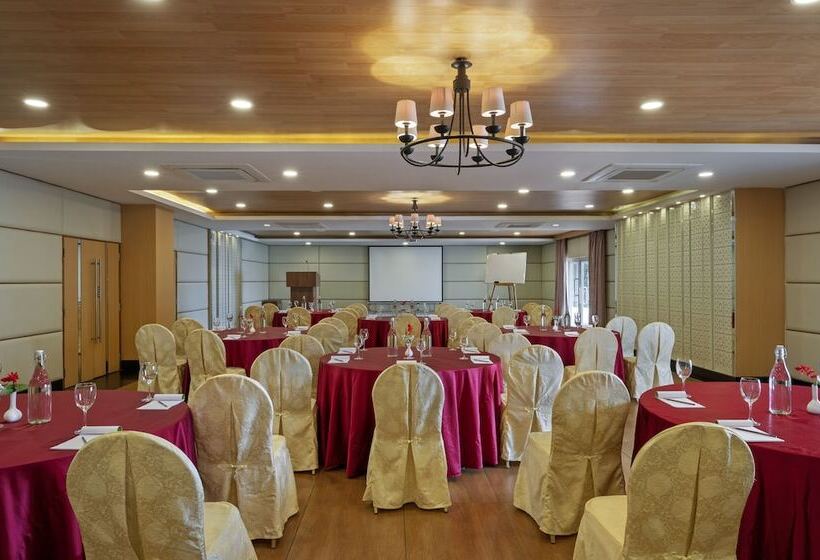 فندق Sterling Yercaud