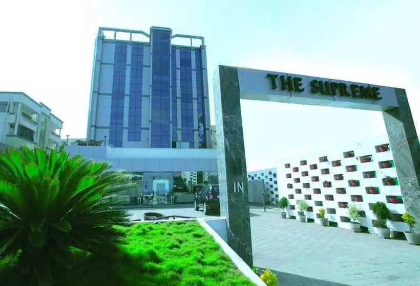 בית מלון כפרי Supreme