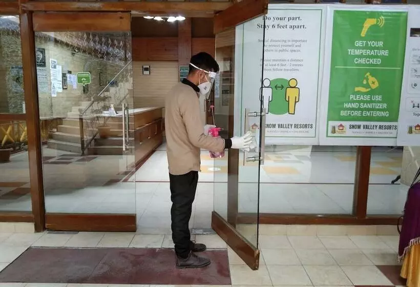 Snow Valley Resorts Dalhousie