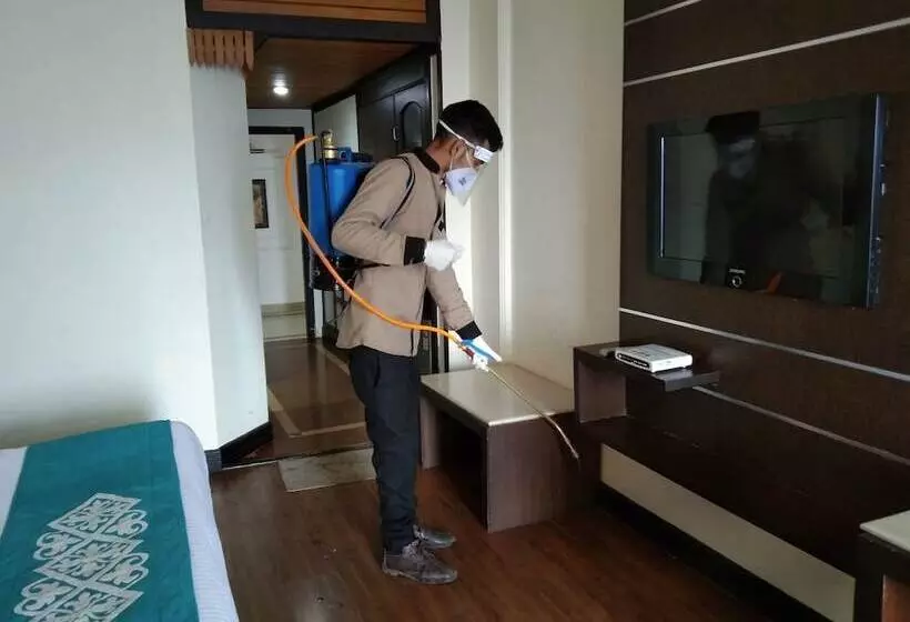 Snow Valley Resorts Dalhousie