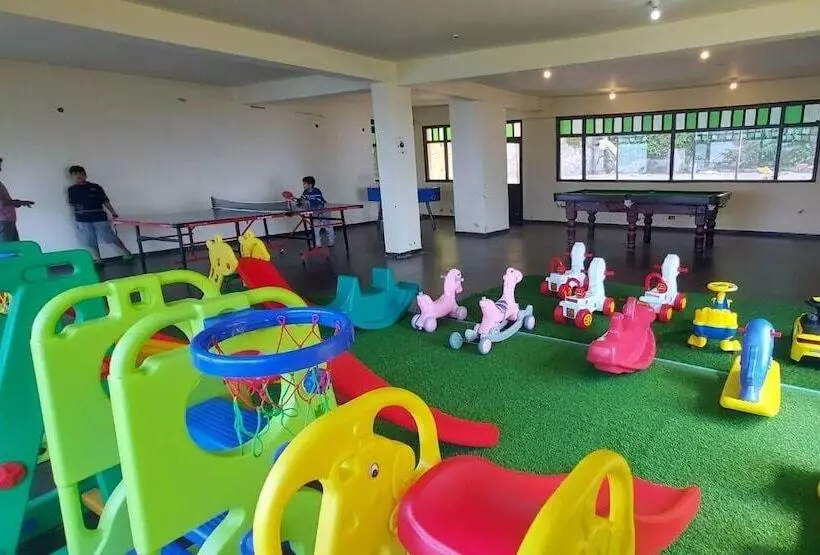 Snow Valley Resorts Dalhousie