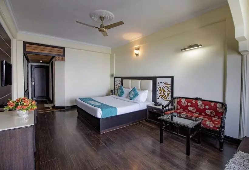 Snow Valley Resorts Dalhousie