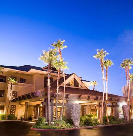 Tahiti Village Resort & Spa