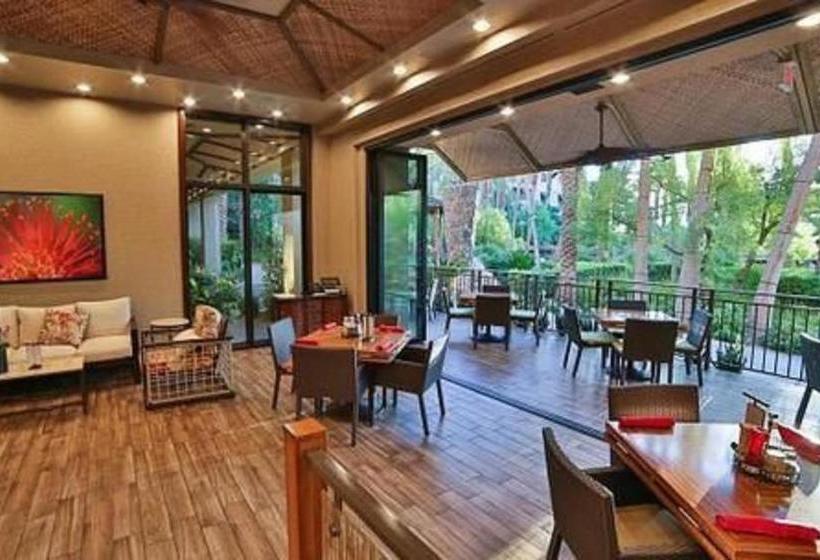 Tahiti Village Resort & Spa