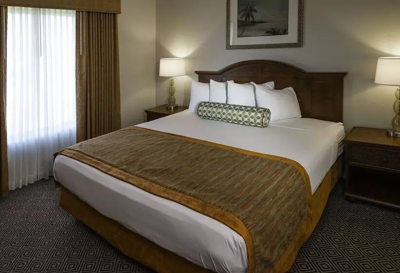 Tahiti Village Resort & Spa