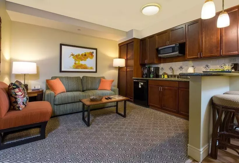 Tahiti Village Resort & Spa