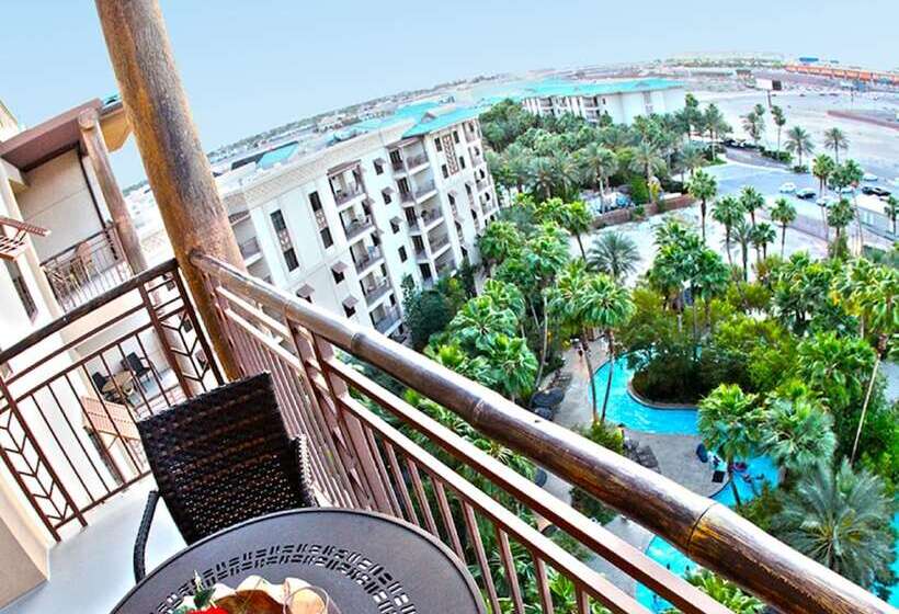 Tahiti Village Resort & Spa