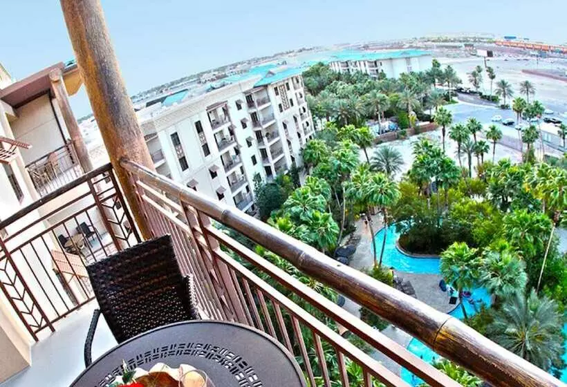 Tahiti Village Resort & Spa