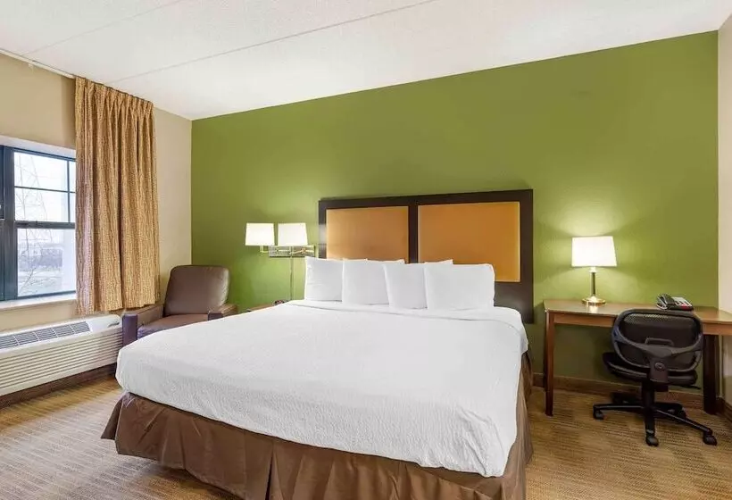 Extended Stay America Select Suites Chicago Lisle