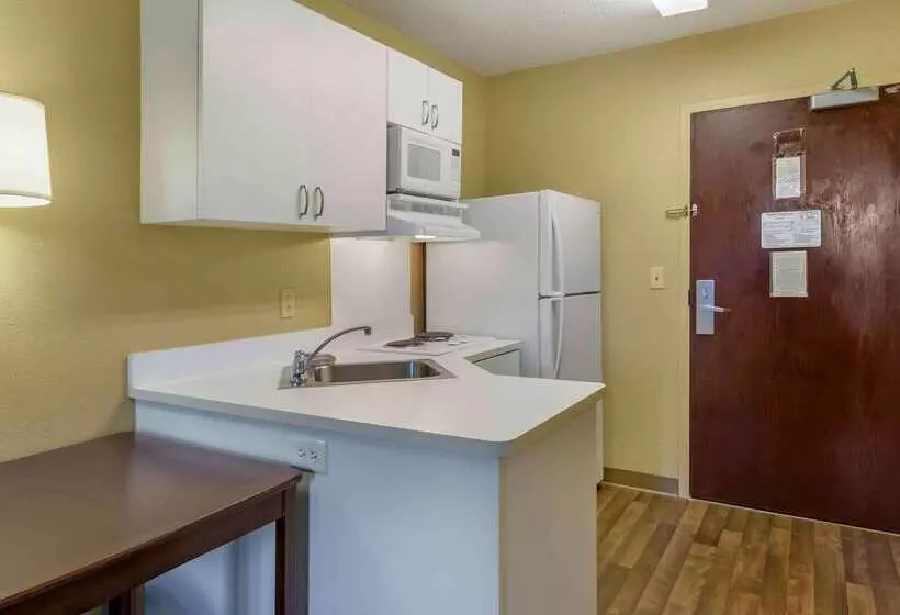 Extended Stay America Suites  Lynchburg  University Blvd