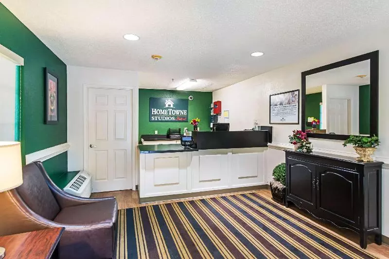 Hometowne Studios By Red Roof Atlanta – Lawrenceville