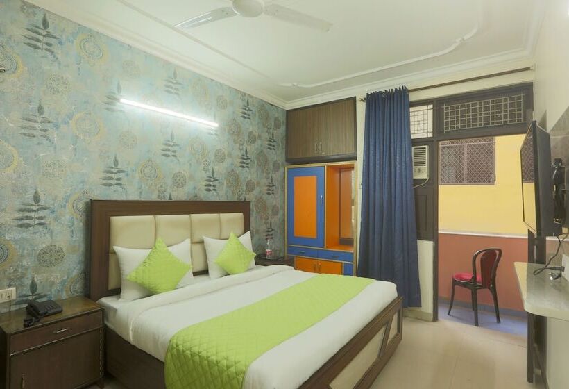 هتل Mayank Residency