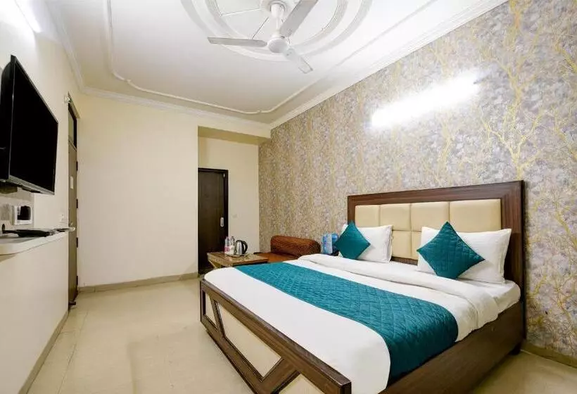 هتل Mayank Residency