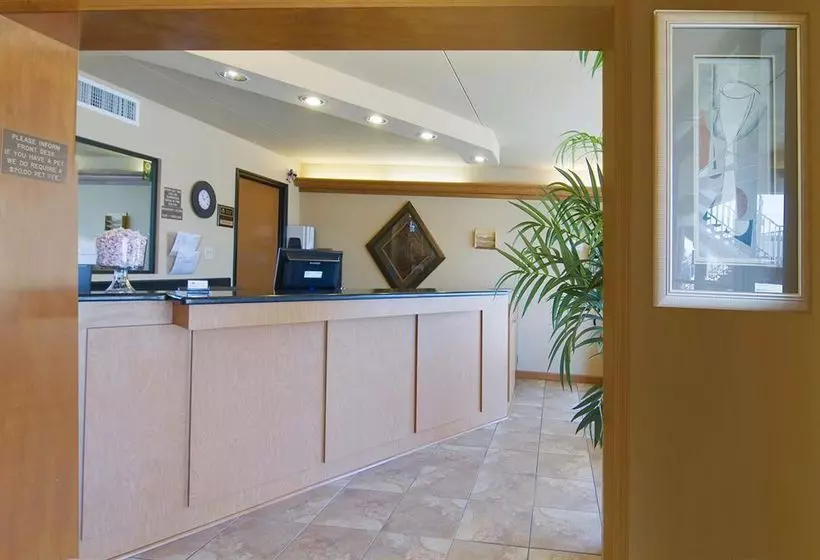 Отель Americas Best Value Inn & Suites Conway