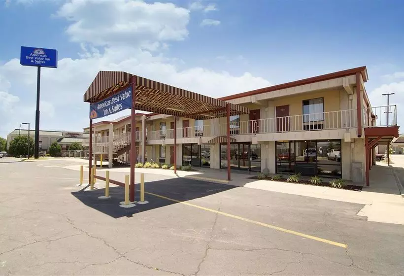 Отель Americas Best Value Inn & Suites Conway