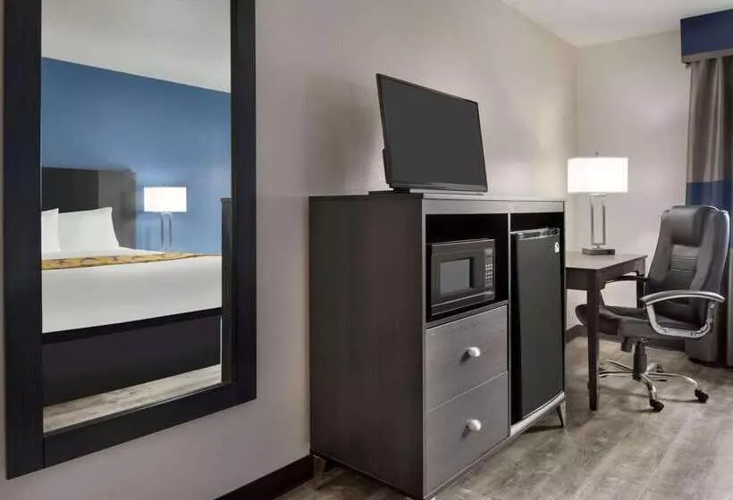 فندق Baymont By Wyndham Swanton