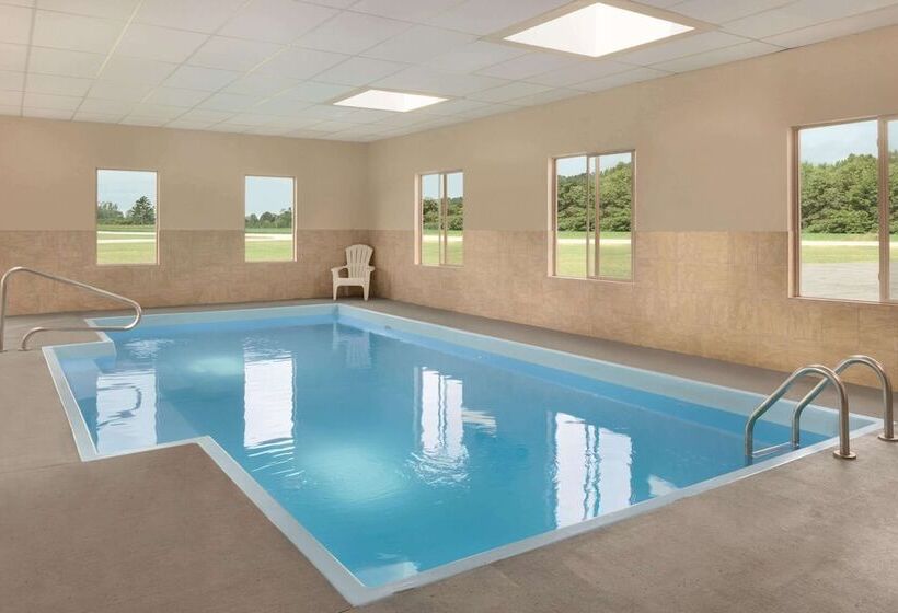 فندق Baymont By Wyndham Swanton