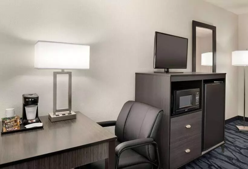 فندق Baymont By Wyndham Swanton