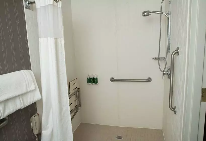 호텔 Courtyard By Marriott Erie Ambassador Conference Center