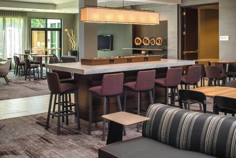 ホテル Courtyard By Marriott Seattle Federal Way