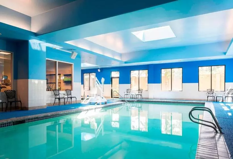 فندق Courtyard By Marriott Seattle Federal Way