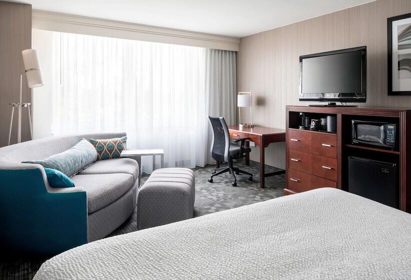 ホテル Courtyard By Marriott Seattle Federal Way