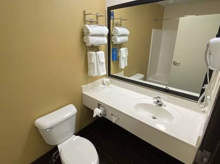 בית מלון כפרי Days Inn By Wyndham Jefferson City