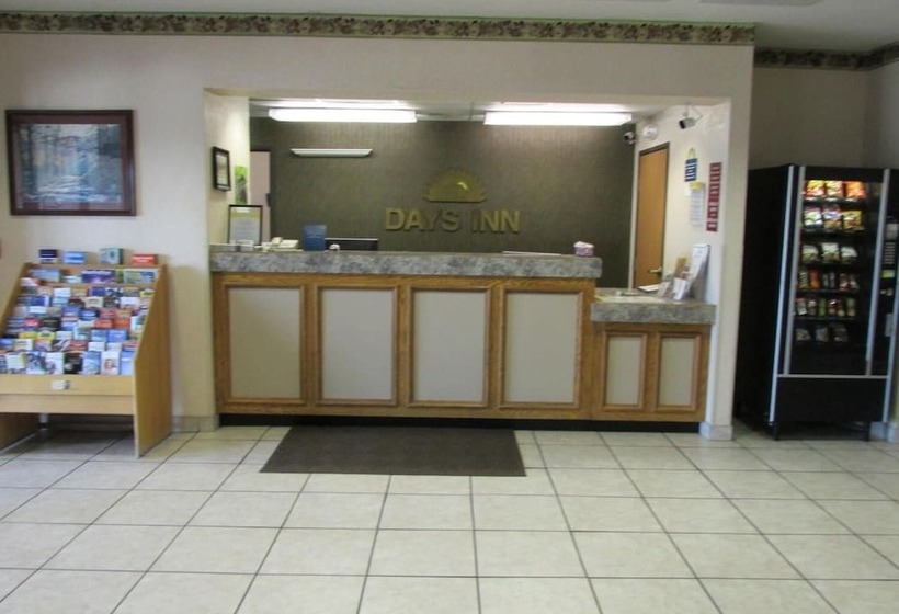 酒店 Days Inn By Wyndham Jefferson City