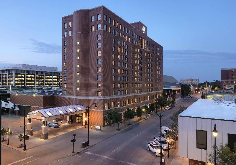 فندق President Abraham Lincoln Springfield   Doubletree By Hilton