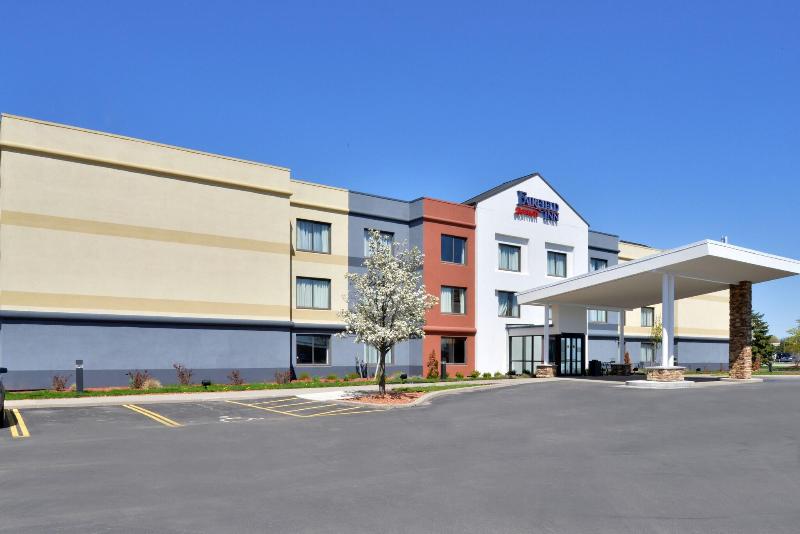 فندق Fairfield Inn Rochester Airport