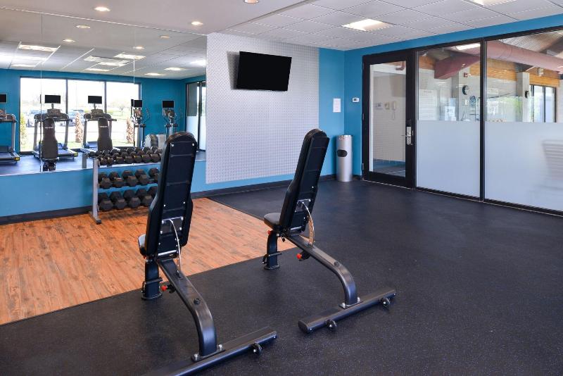 فندق Fairfield Inn Rochester Airport