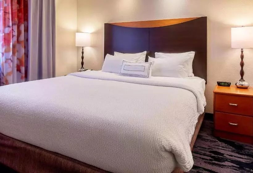 ホテル Fairfield Inn & Suites Minneapolis Eden Prairie