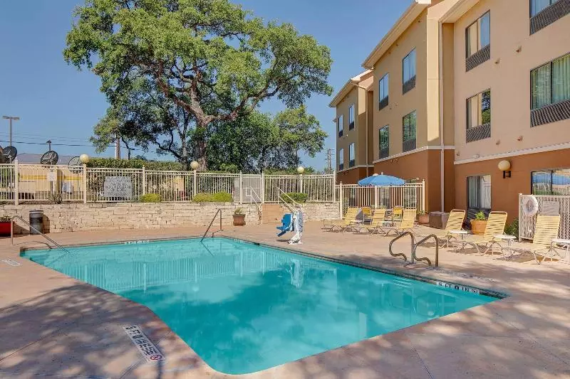 ホテル Fairfield Inn & Suites By Marriott San Antonio Seaworld / Westover Hills