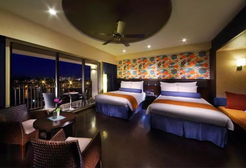 Hotel Loisir Spa Tower Naha