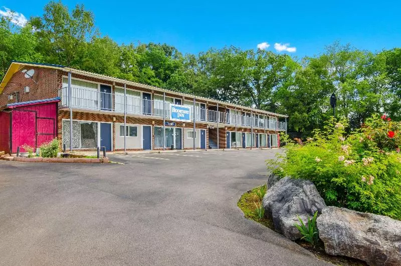 호텔 Rodeway Inn Church Hill Tri Cities Area