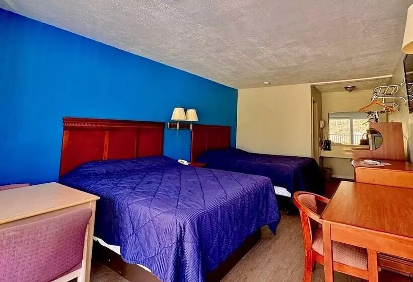 호텔 Rodeway Inn Church Hill Tri Cities Area