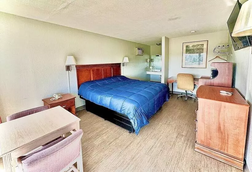 호텔 Rodeway Inn Church Hill Tri Cities Area