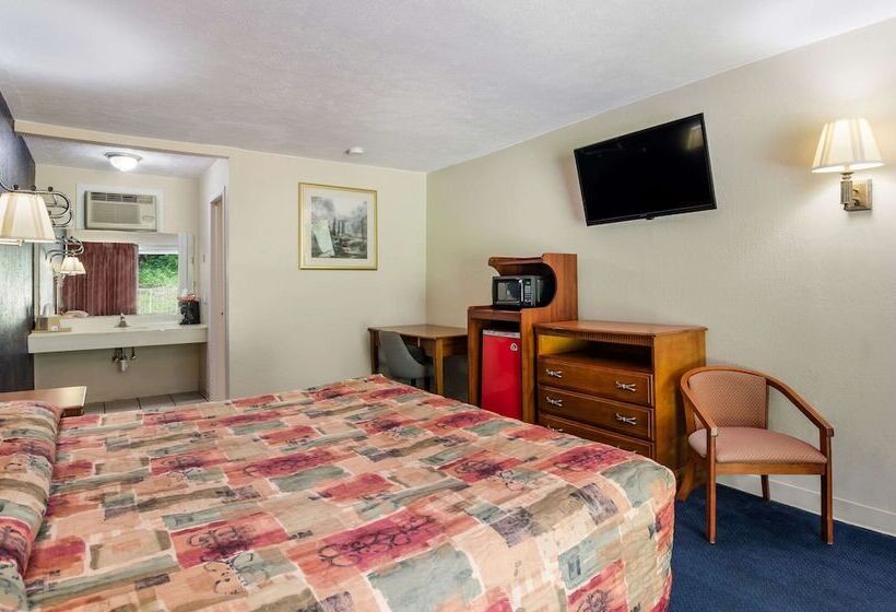 호텔 Rodeway Inn Church Hill  Tri Cities Area